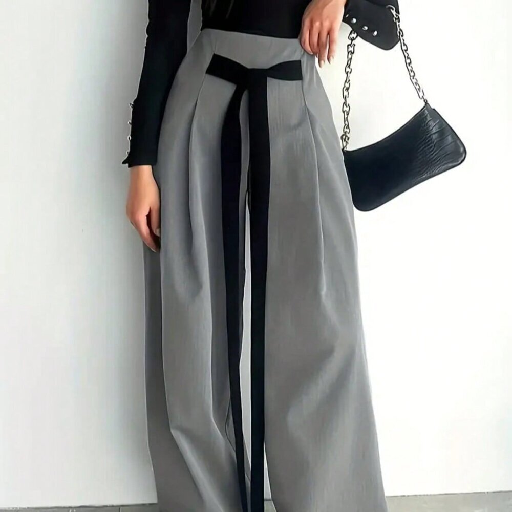 Grey Elegant Women's Blazer Jacket & Wide Leg Pants 2-Piece Set - Picture 4 of 5